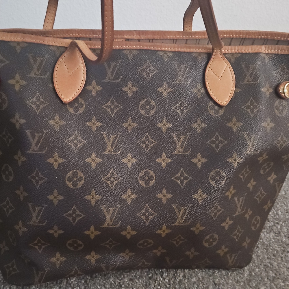 Louis Vuitton Monogram Tote Bag
